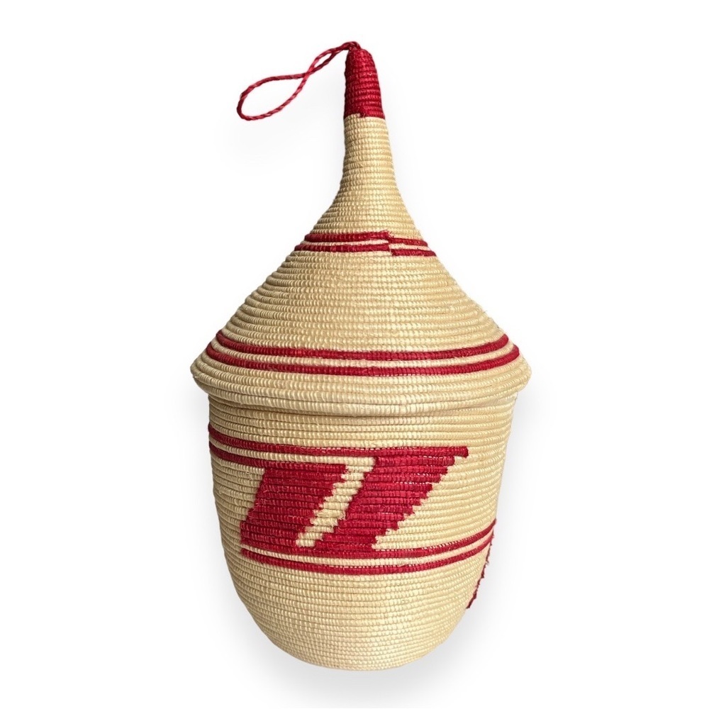 BWIZA Woven Basket Symbolize Hard Work Beauty Honor of‎ the Women Red Natural